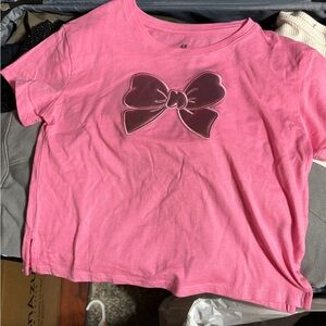 H&M Pink and Brown Short Sleeve Tee with Bow Design